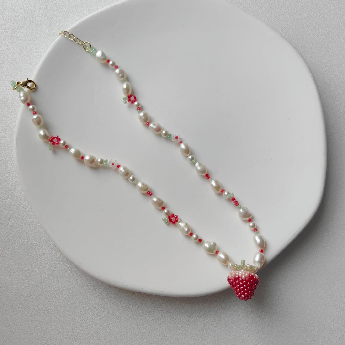 beaded straweberry necklace