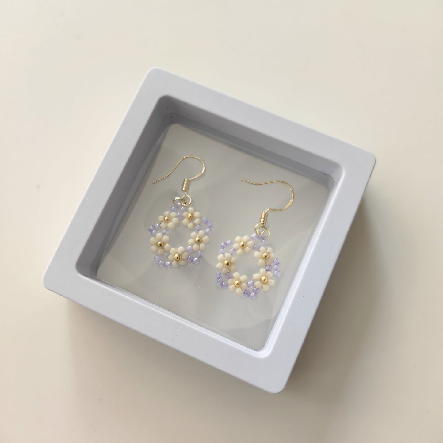 beaded-hoop-earrings-with-package