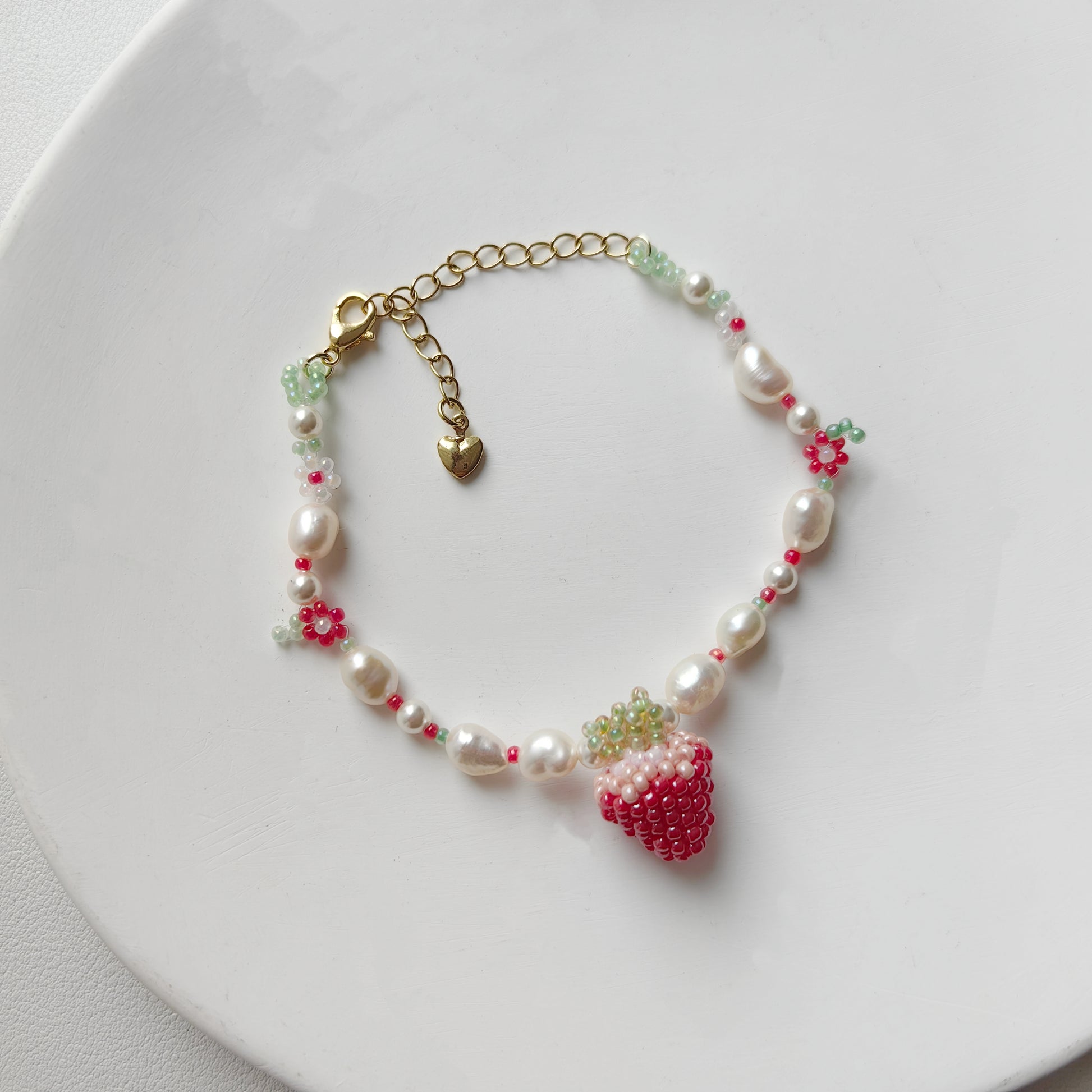 beadedstrawberrybracelet