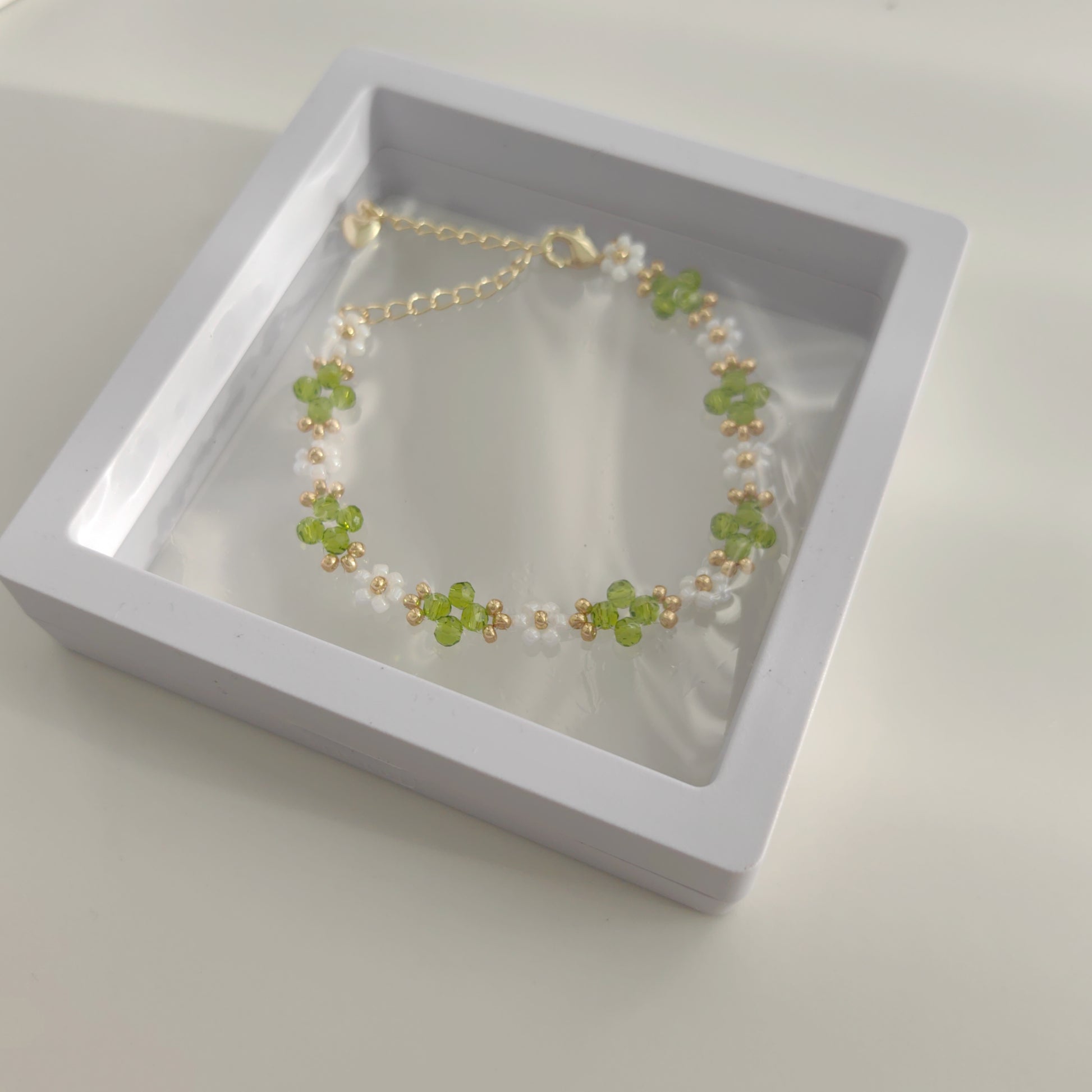 Light green Crystal & White Seed Bead Bracelet in gift box