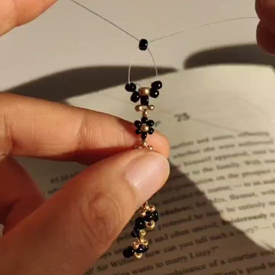 black-beaded-handmade-necklace