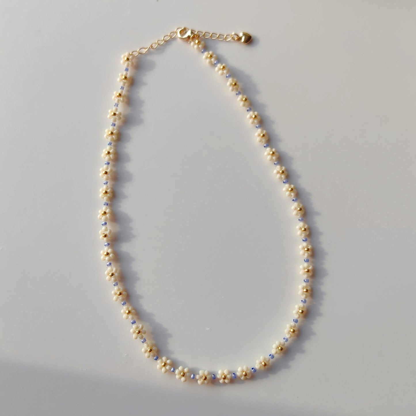 women-white-beads-handcraft-necklace